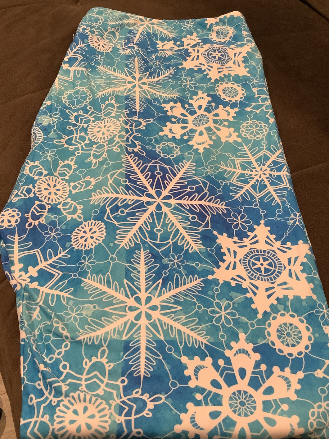 QN 16 Liquidation: Queen Size Custom Legging