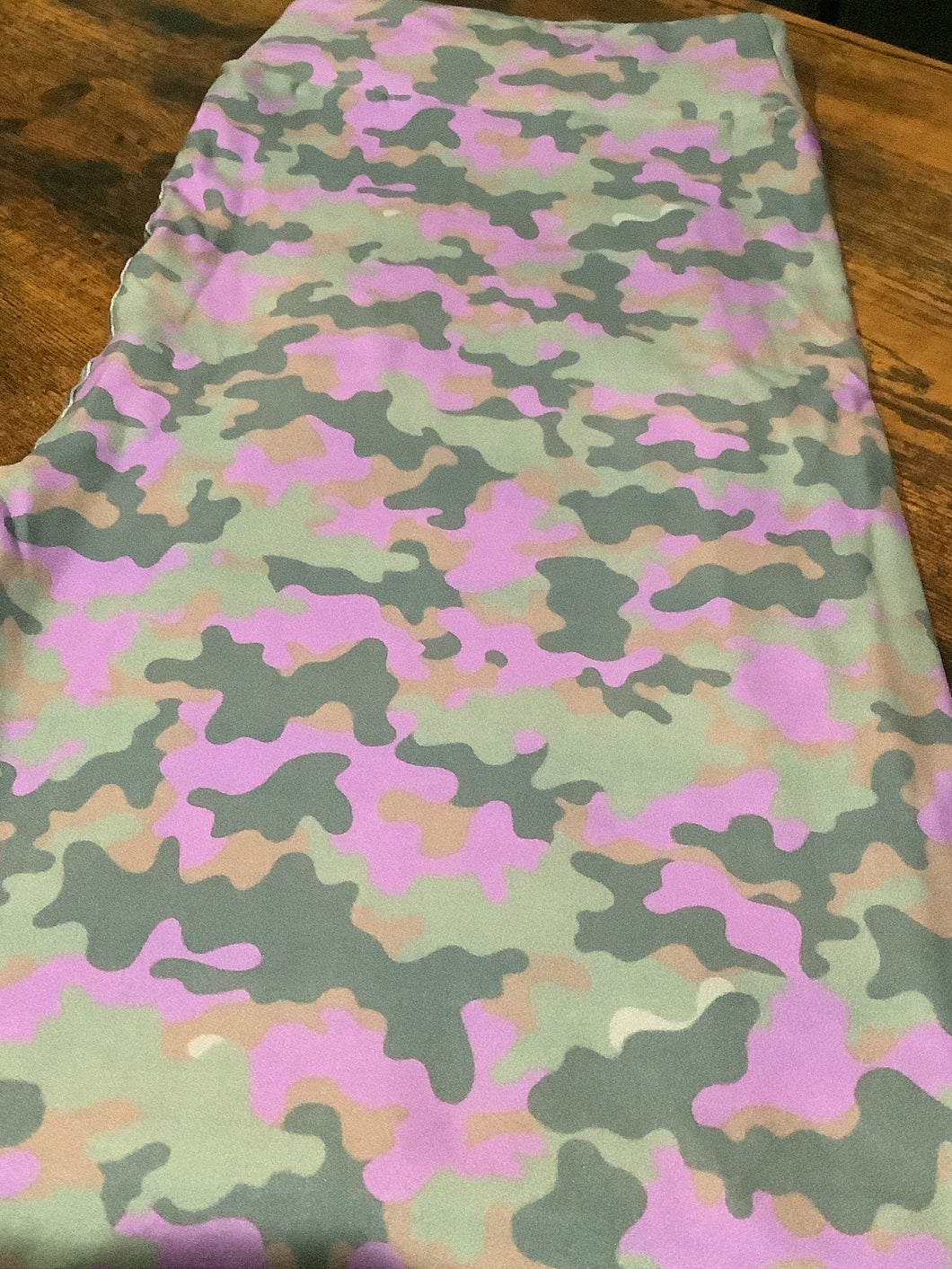PS 39 Liquidation: Plus Size Custom Legging