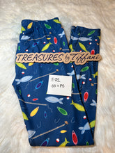 Load image into Gallery viewer, Liquidation: Plus Size Elastic Custom Legging
