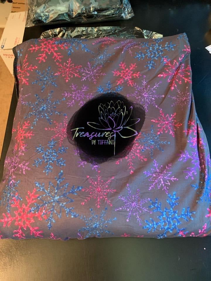 Glimmer Flakes Blanket *